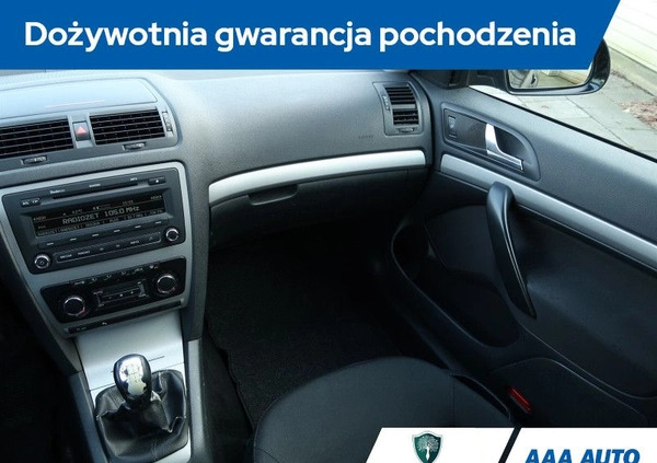 Skoda Octavia cena 14000 przebieg: 297747, rok produkcji 2010 z Jabłonowo Pomorskie małe 254